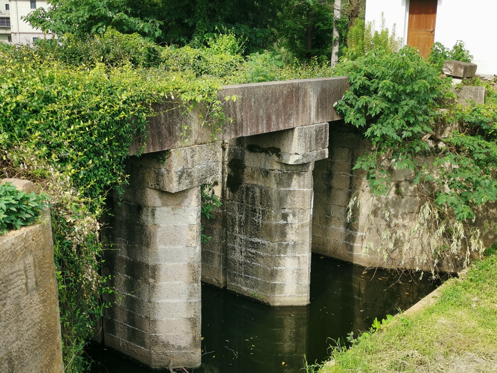 蒿坝清水闸002_（压缩）.jpg