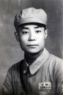 1949年留影.jpg