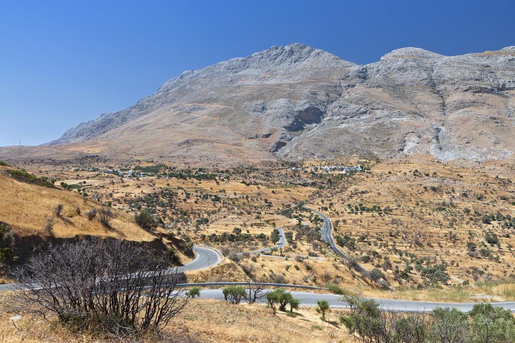 希腊克里特山地景观.jpg
